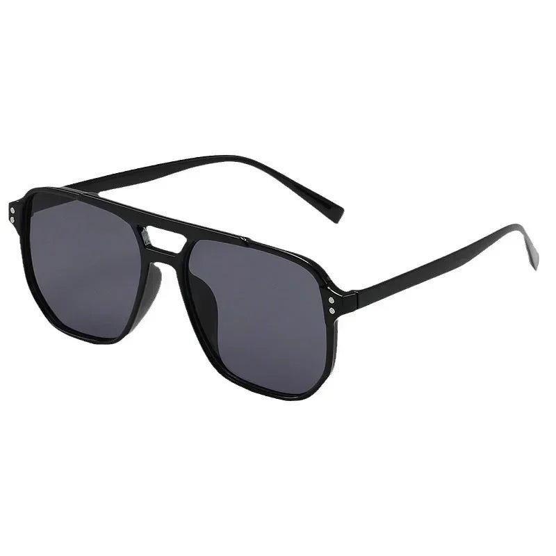 Lunettes De Soleil Femme Élégante